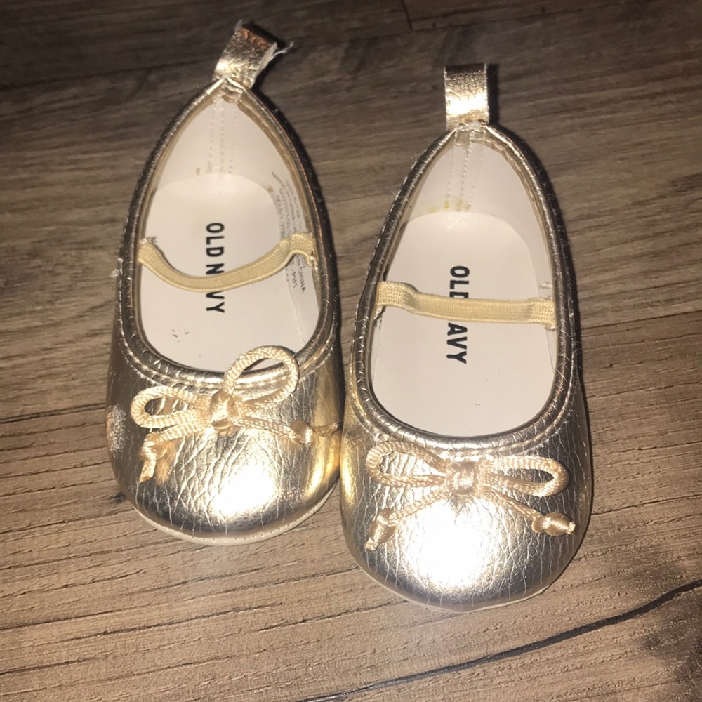 Gold ballet flats